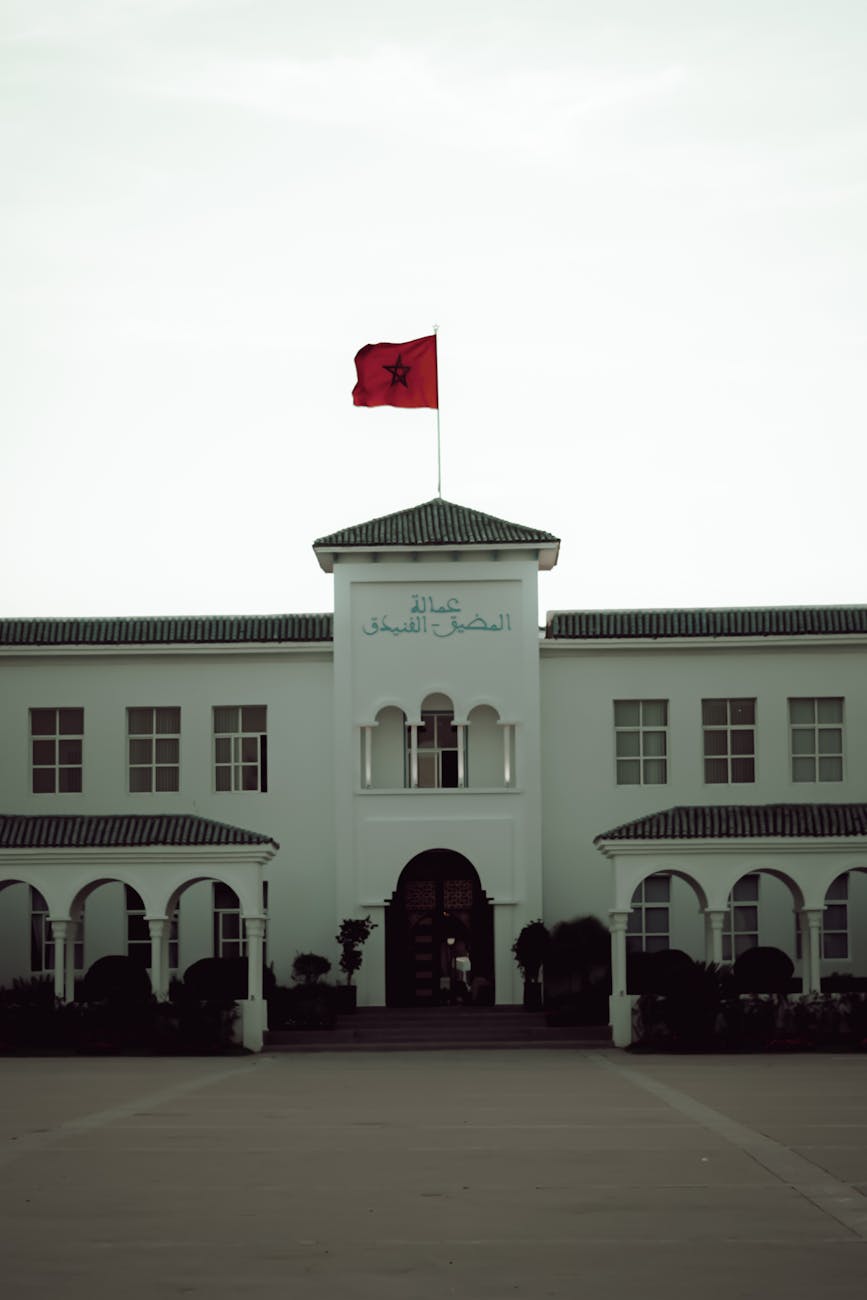 بيان رسمي من ولاية طنجة ينفي إجراء إحصاء لسكان القصر الكبير: أخبار كاذبة تثير اللبس