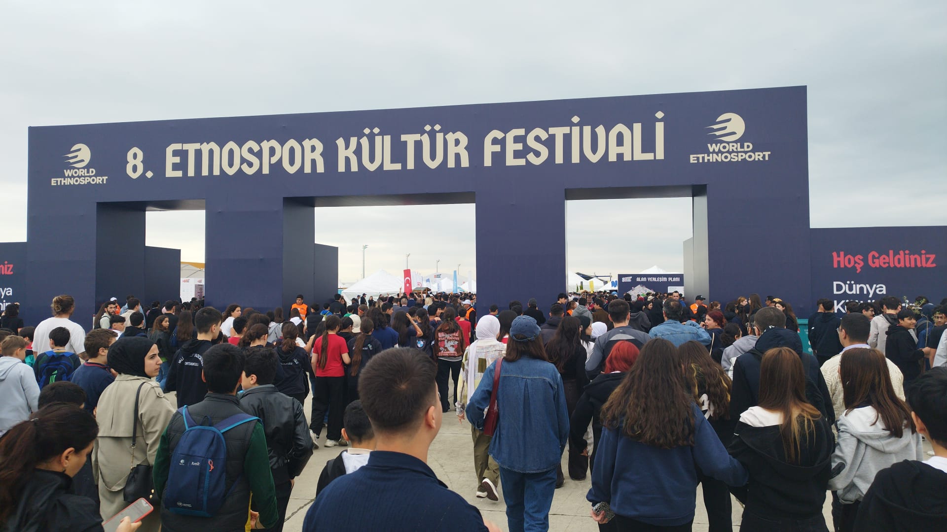 بلال أردوغان نجل الرئيس التركي يفتتح “ETHNOSPORT” بإسطنبول.. والمغرب يتألق بحضور ثقافي وتراثي مبهر